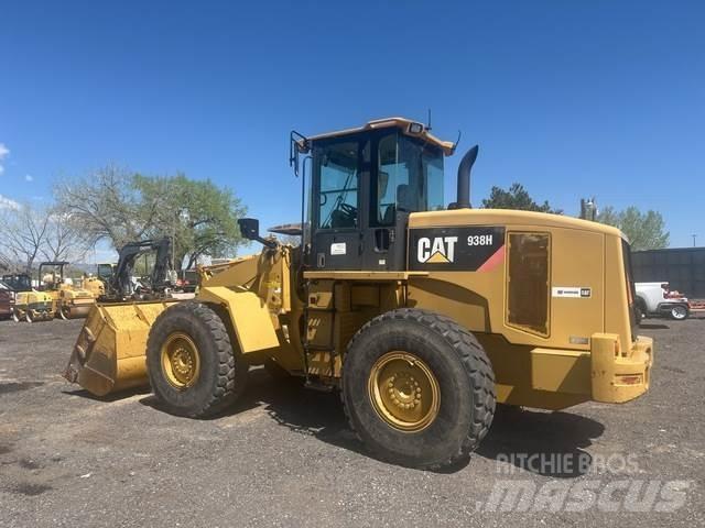 CAT 938H Naudoti ratiniai krautuvai