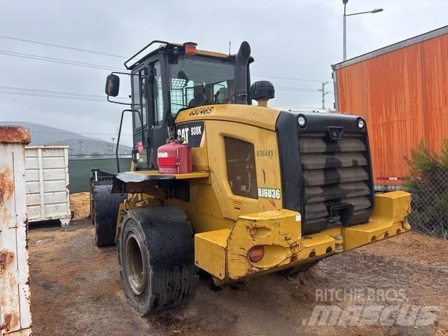 CAT 938K Naudoti ratiniai krautuvai