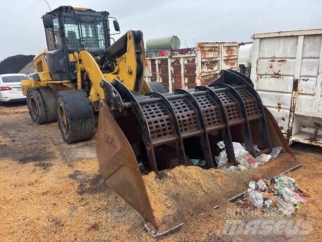 CAT 938K Naudoti ratiniai krautuvai