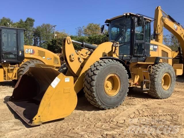 CAT 938M Naudoti ratiniai krautuvai