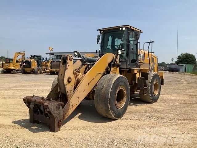 CAT 950M Naudoti ratiniai krautuvai