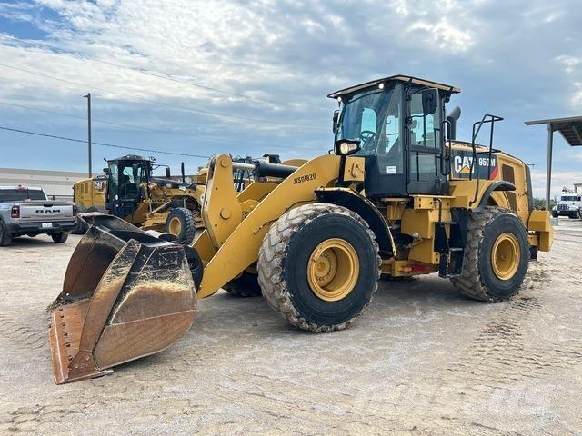 CAT 950M Naudoti ratiniai krautuvai