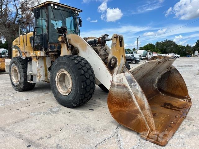CAT 950M Naudoti ratiniai krautuvai