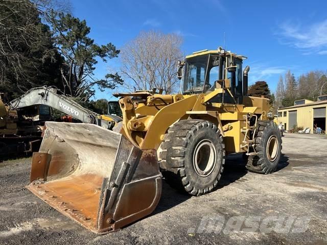 CAT 960 Naudoti ratiniai krautuvai