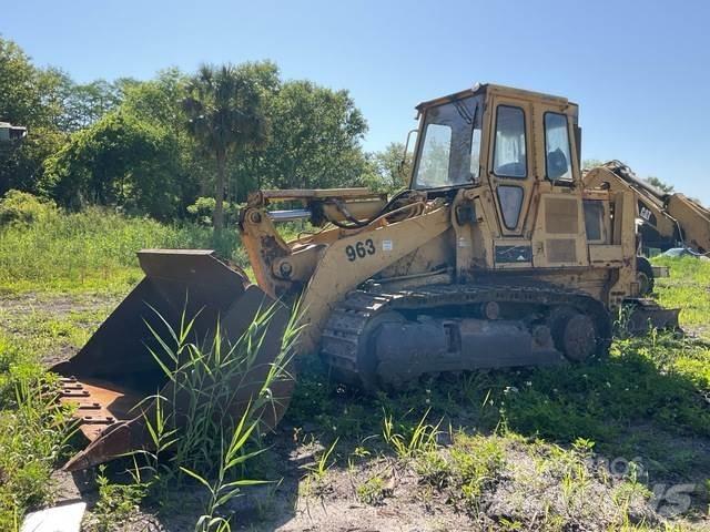 CAT 963 Vikšriniai krautuvai