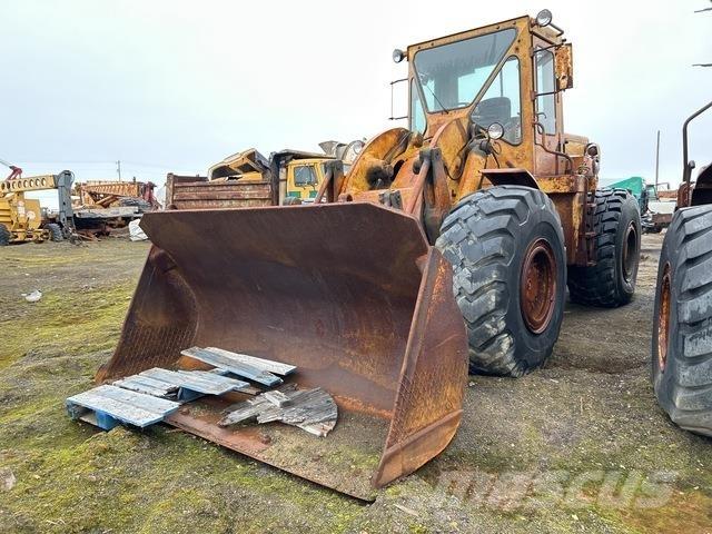 CAT 966C Naudoti ratiniai krautuvai