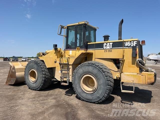 CAT 966F Naudoti ratiniai krautuvai
