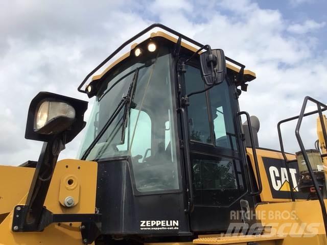 CAT 966M Statyba - Kita