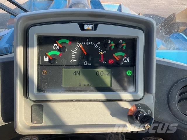 CAT 972M Naudoti ratiniai krautuvai