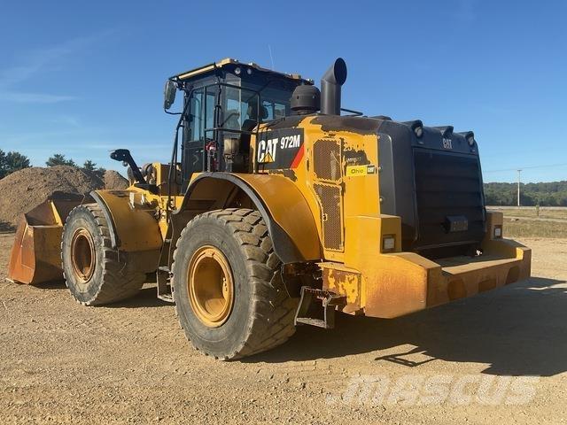 CAT 972M Naudoti ratiniai krautuvai