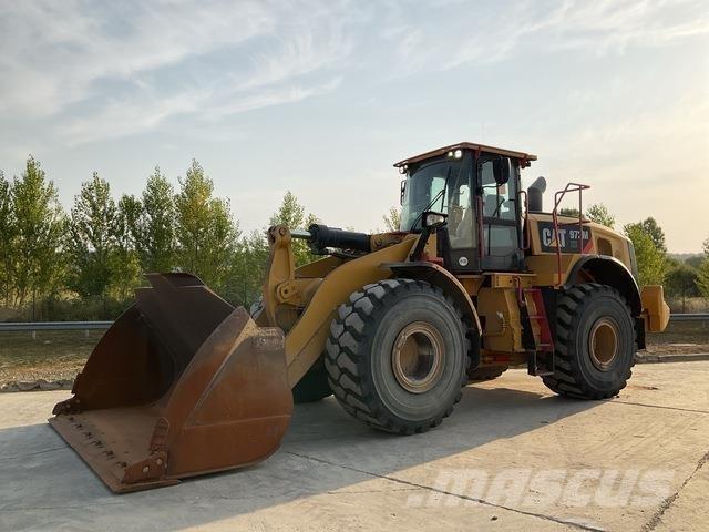CAT 972M XE Naudoti ratiniai krautuvai