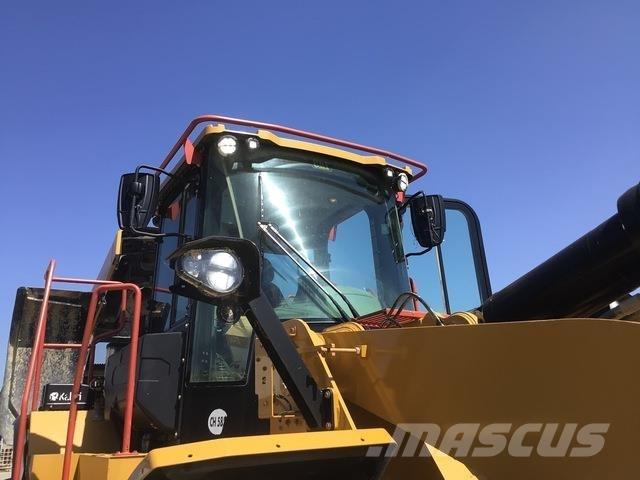 CAT 972M XE Naudoti ratiniai krautuvai
