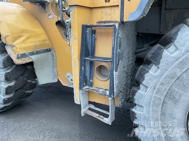 CAT 980K Naudoti ratiniai krautuvai