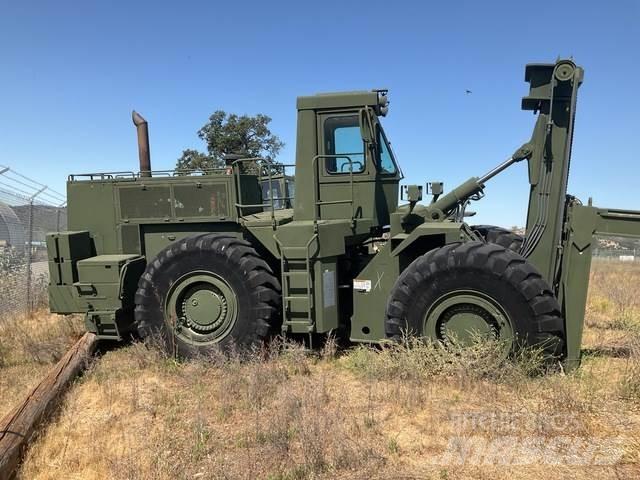 CAT 988B/DV43 Naudoti konteinerių krautuvai
