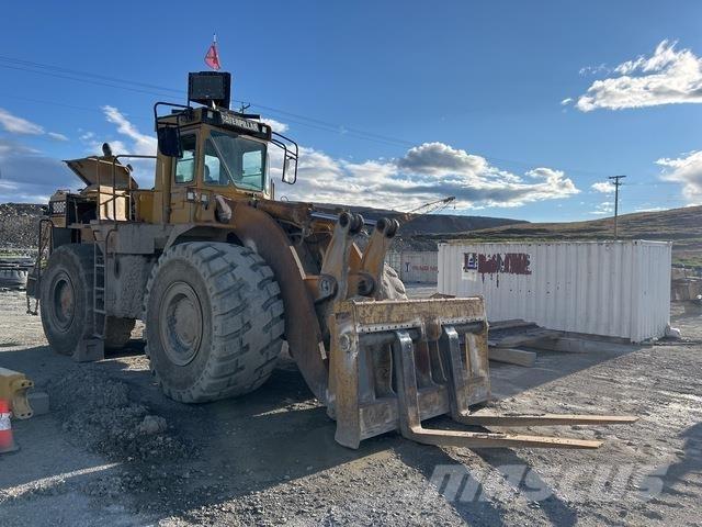 CAT 988F Naudoti ratiniai krautuvai