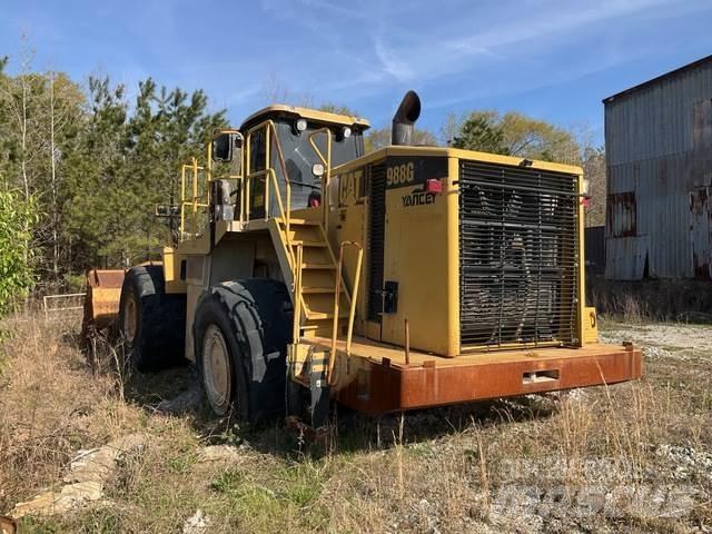 CAT 988G Naudoti ratiniai krautuvai