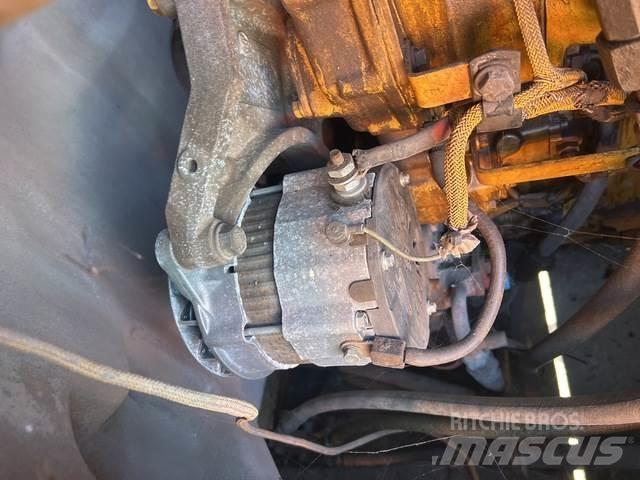 CAT 988H Naudoti ratiniai krautuvai