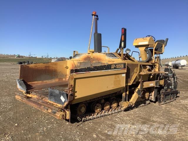 CAT AP-1050B Asfalto klotuvai