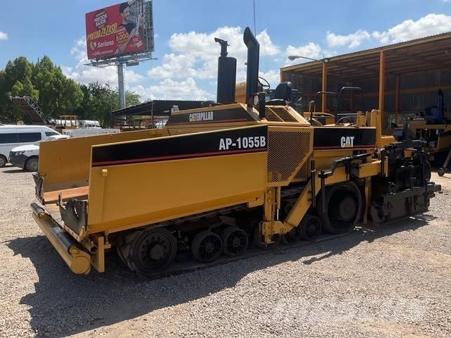 CAT AP-1055B Asfalto klotuvai