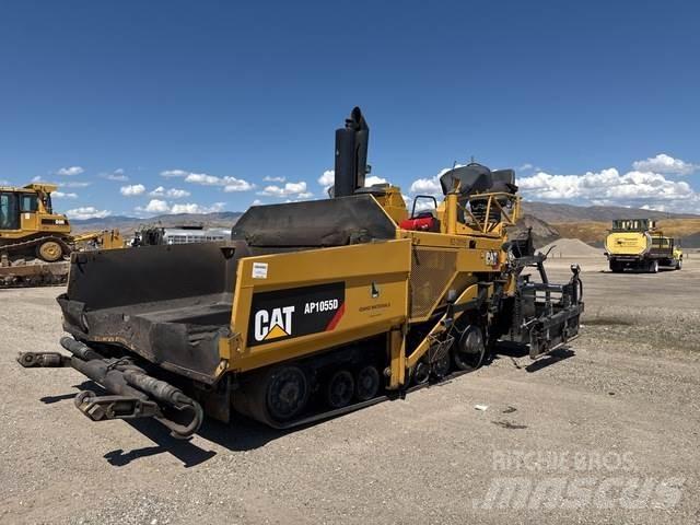 CAT AP-1055D Asfalto klotuvai