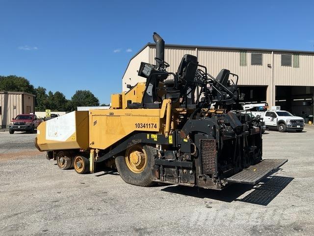 CAT AP-600D Asfalto klotuvai
