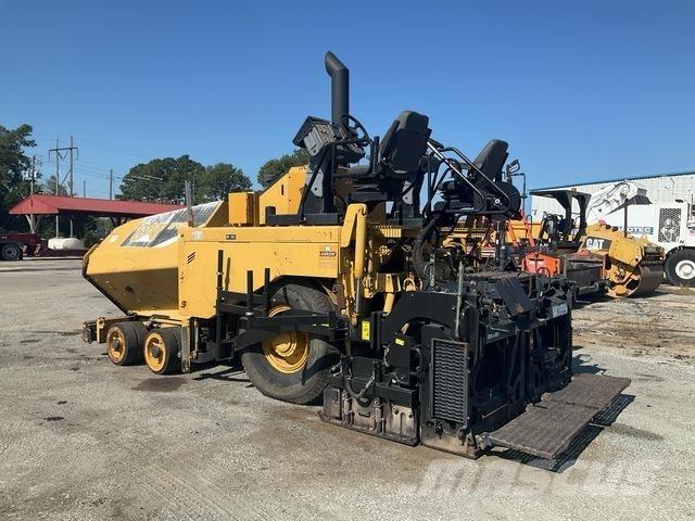 CAT AP-600D Asfalto klotuvai