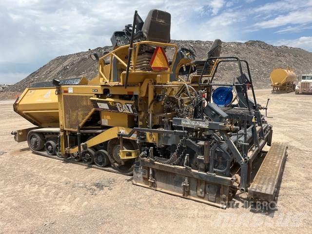 CAT AP1055D Asfalto klotuvai