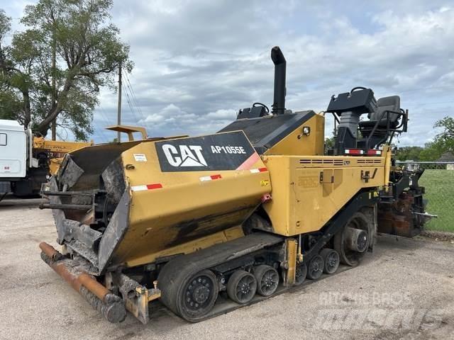 CAT AP1055E Asfalto klotuvai