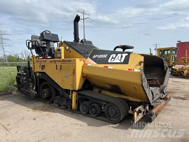 CAT AP1055E Asfalto klotuvai