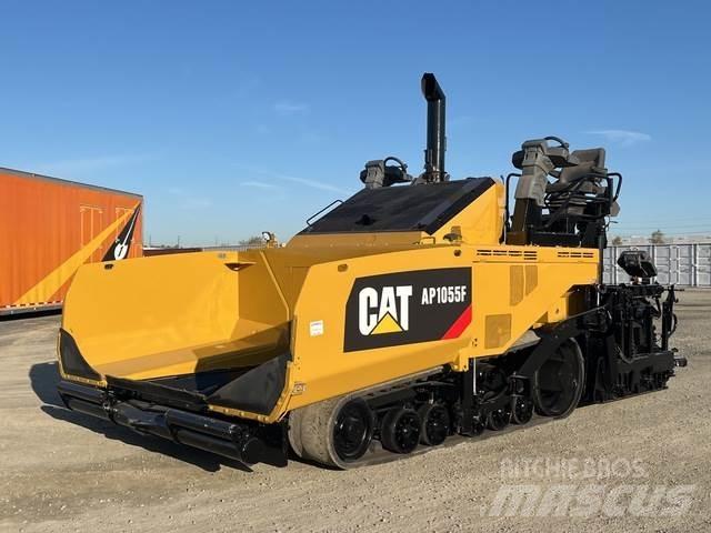 CAT AP1055F Asfalto klotuvai