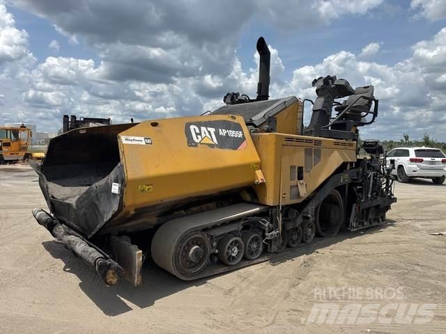 CAT AP1055F Asfalto klotuvai