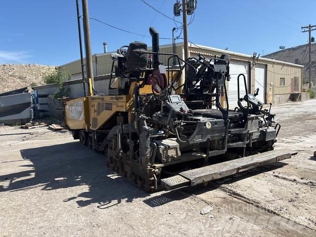 CAT AP1055F Asfalto klotuvai