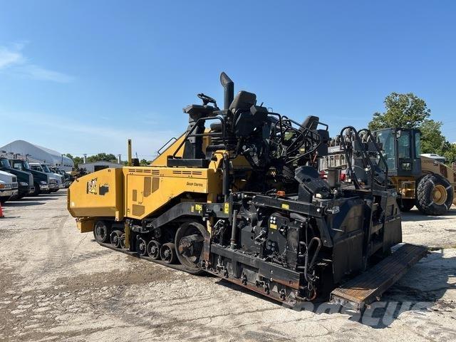 CAT AP1055F Asfalto klotuvai