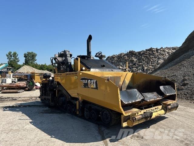 CAT AP1055F Asfalto klotuvai