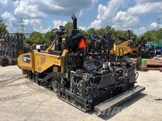CAT AP1055F Asfalto klotuvai