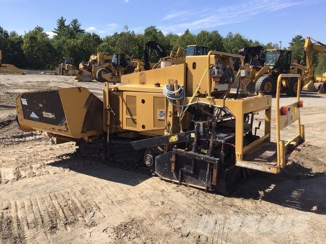 CAT AP255E Asfalto klotuvai