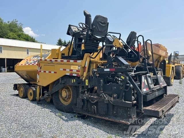 CAT AP600D Asfalto klotuvai