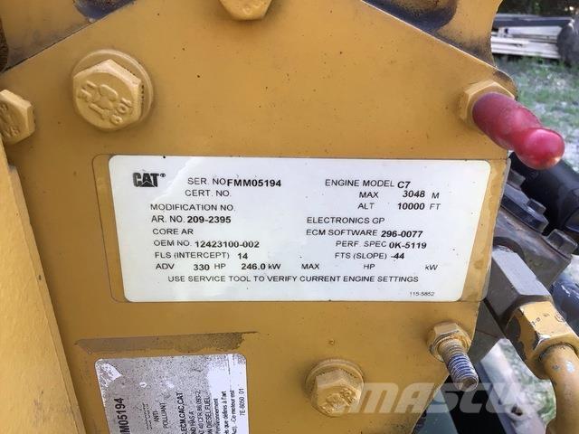 CAT C7 ACERT Varikliai