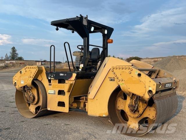 CAT CB54 XW Porinių būgnų volai