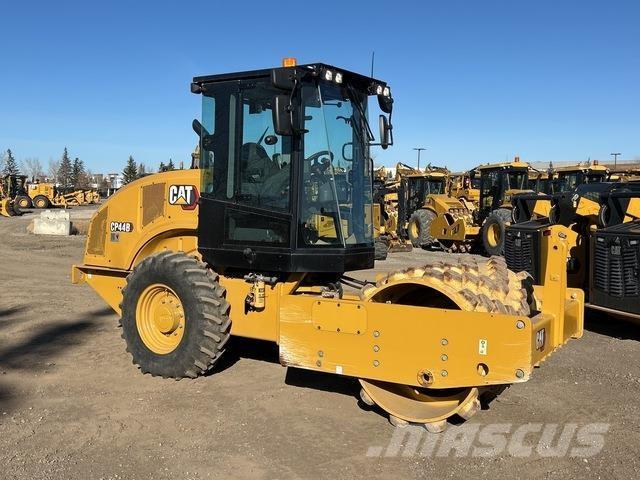 CAT CP44B Vieno būgno volai