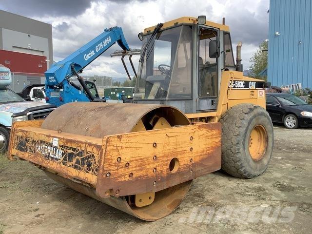 CAT CS-583C Vieno būgno volai