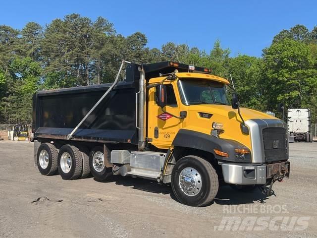 CAT CT660S Savivarčių priekabų vilkikai