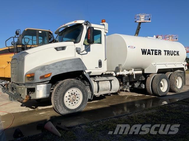 CAT CT660S Vandens sunkvežimiai