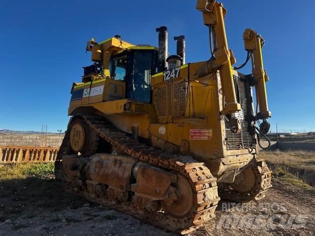 CAT D10T Vikšriniai buldozeriai