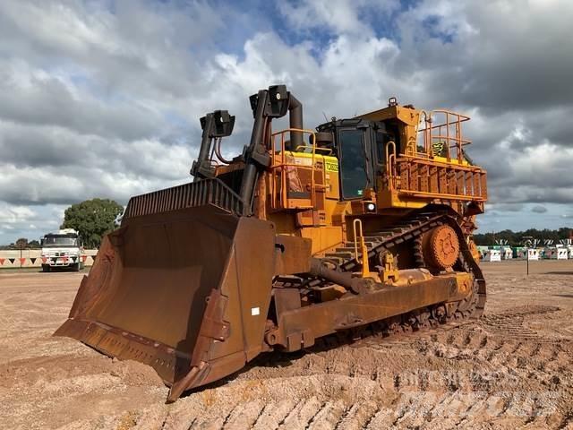 CAT D10T2 Vikšriniai buldozeriai