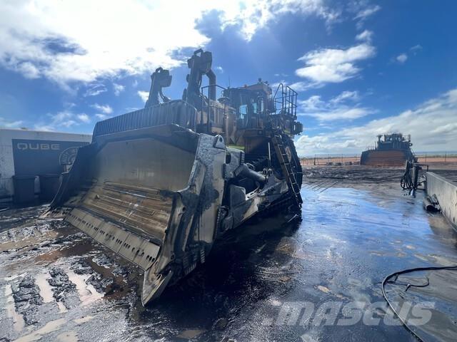 CAT D11T Vikšriniai buldozeriai