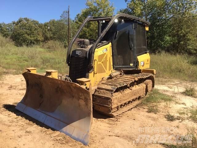 CAT D3 Vikšriniai buldozeriai