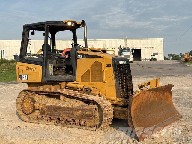 CAT D3K XL Vikšriniai buldozeriai
