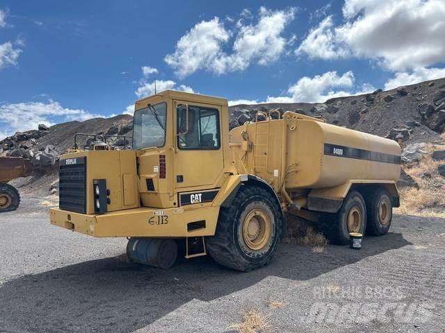 CAT D400D Vandens sunkvežimiai