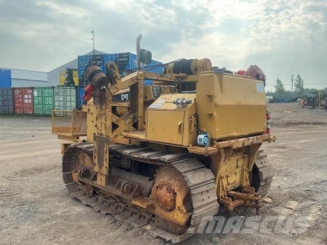 CAT D4E 20 vamzdžių klotuvų buldozeriai